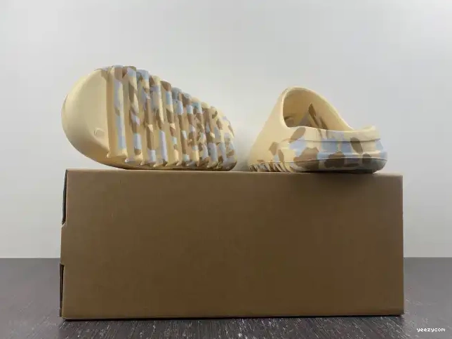 GW1932 Slide Adidas Yeezy 0518